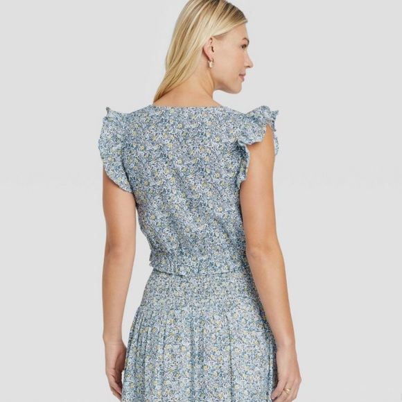 Universal Thread Blue Floral Two Piece Set - Top and Skirt - Picture 3 of 11